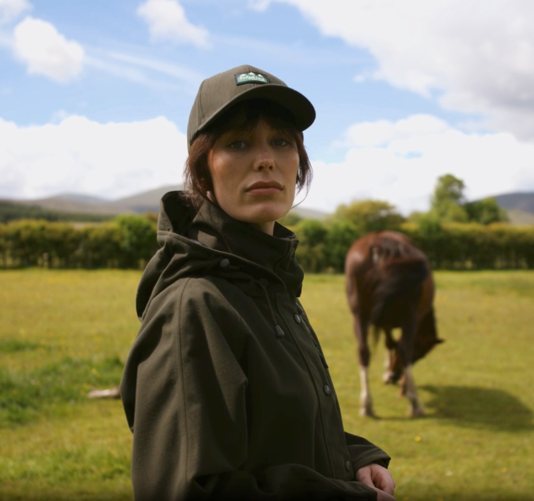 Load video: Ridgeline Ladies Monsoon II Smock