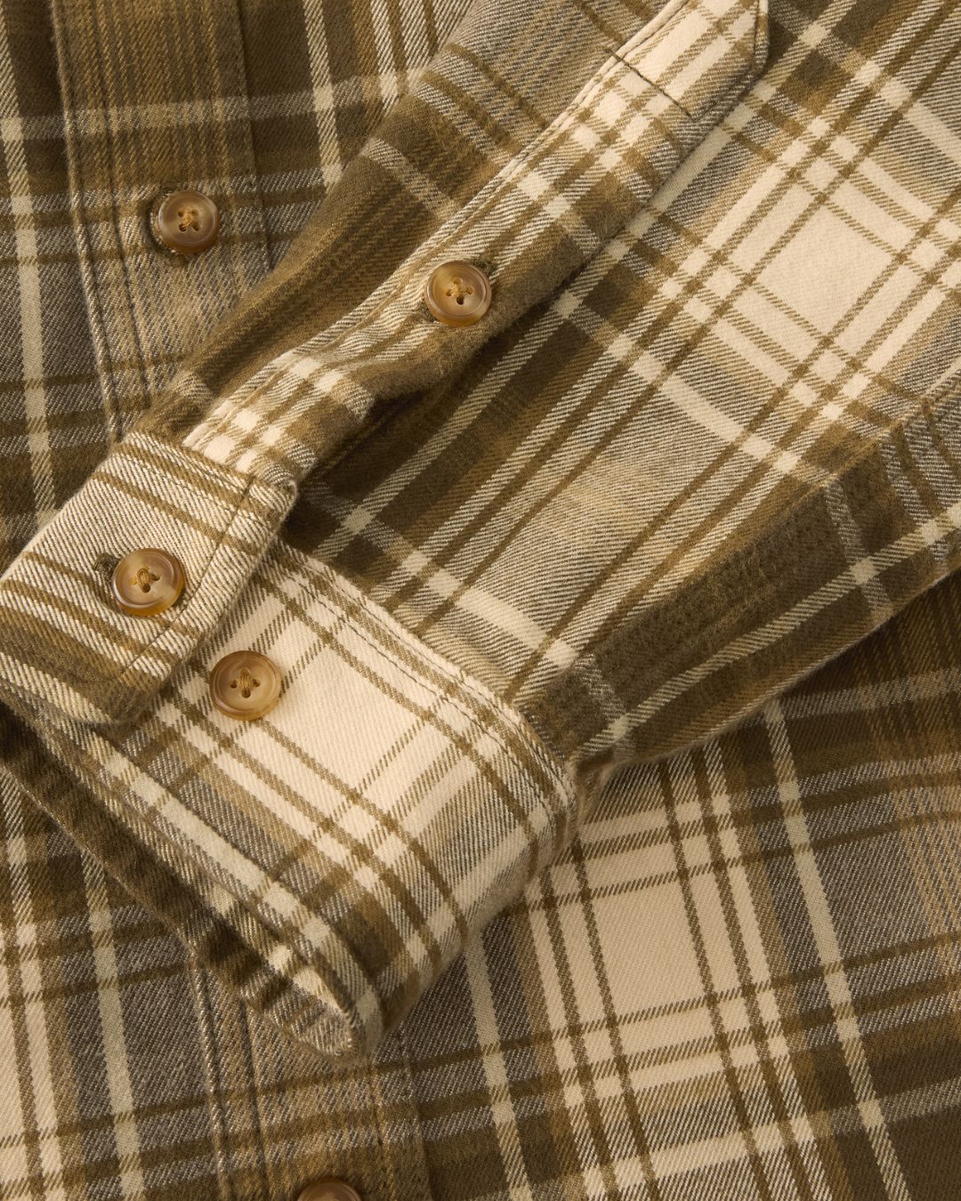 Carhartt Loose Fit Heavyweight Flannel Long-Sleeve Plaid Shirt