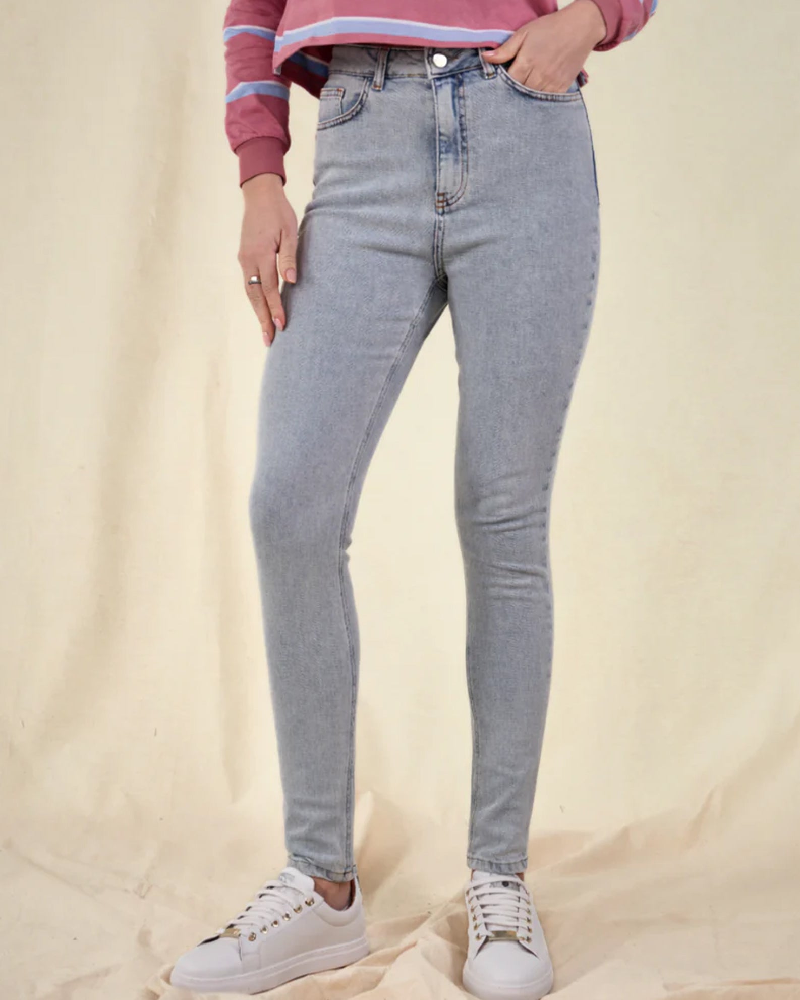Whale of a Time Womens Signature High Waisted Jeans