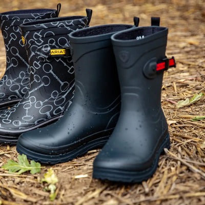 Two pairs of Ariat Kelmarsh Mid Rubber Boots for country clothing and outdoors fun