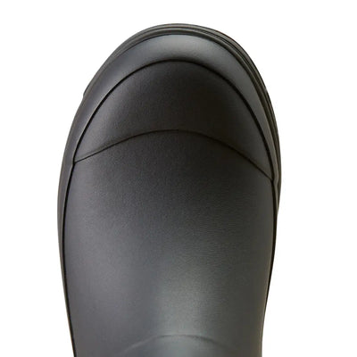 Black Kelmarsh Shortie Rubber Boots with a rounded toe and thick sole for country clothing