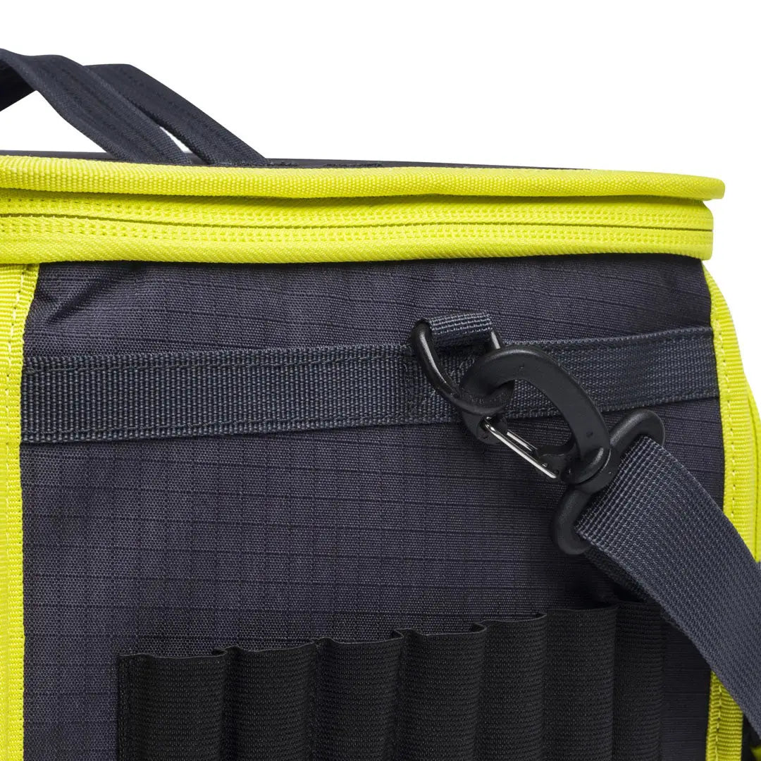 Beretta Challenge Cart Bag 250 with neon yellow accents, zipper and carabiner