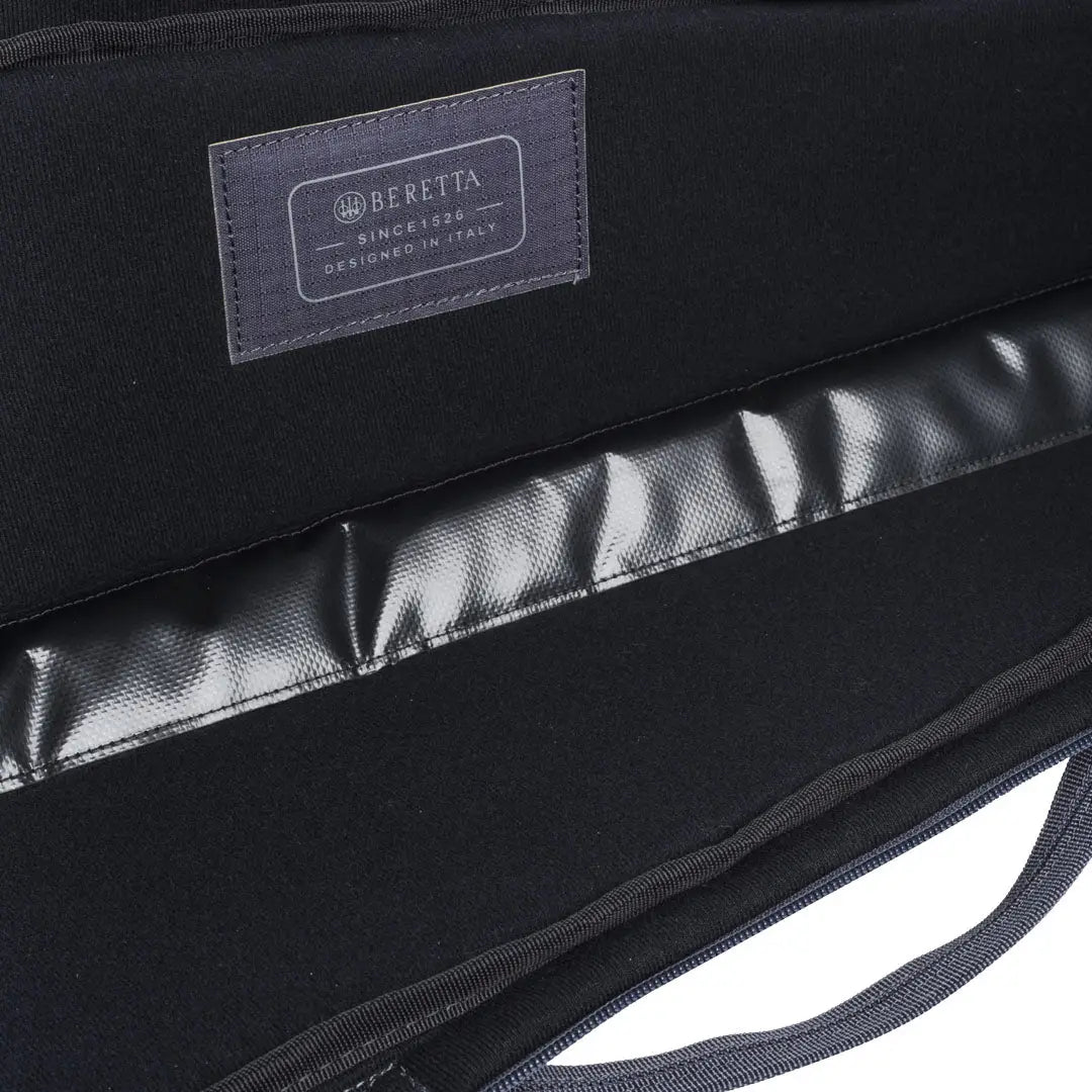 Open dark interior of Beretta Challenge Gun Case 140cm for easy gun storage