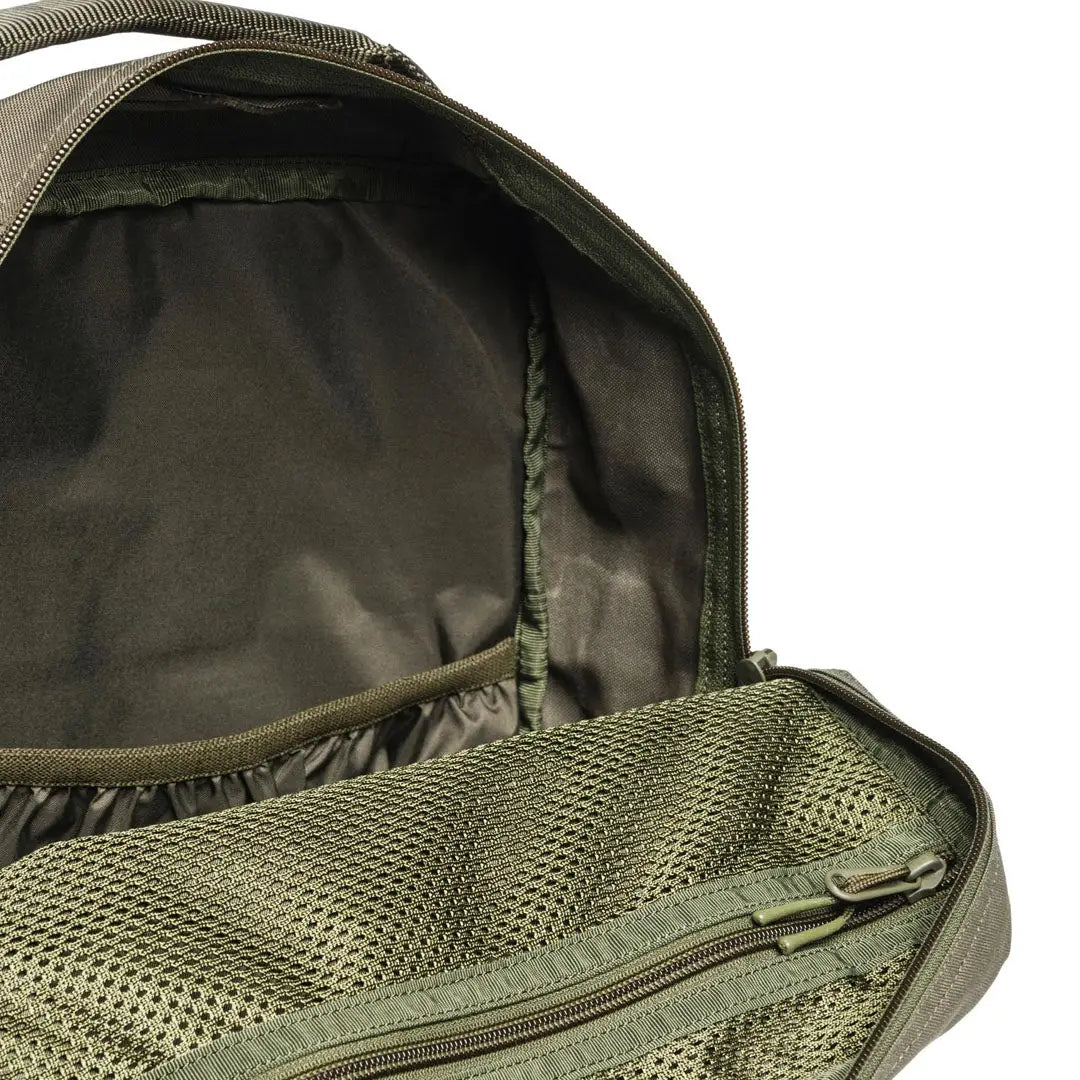 Beretta Tactical Flank Daypack in olive green with mesh lining for hunting