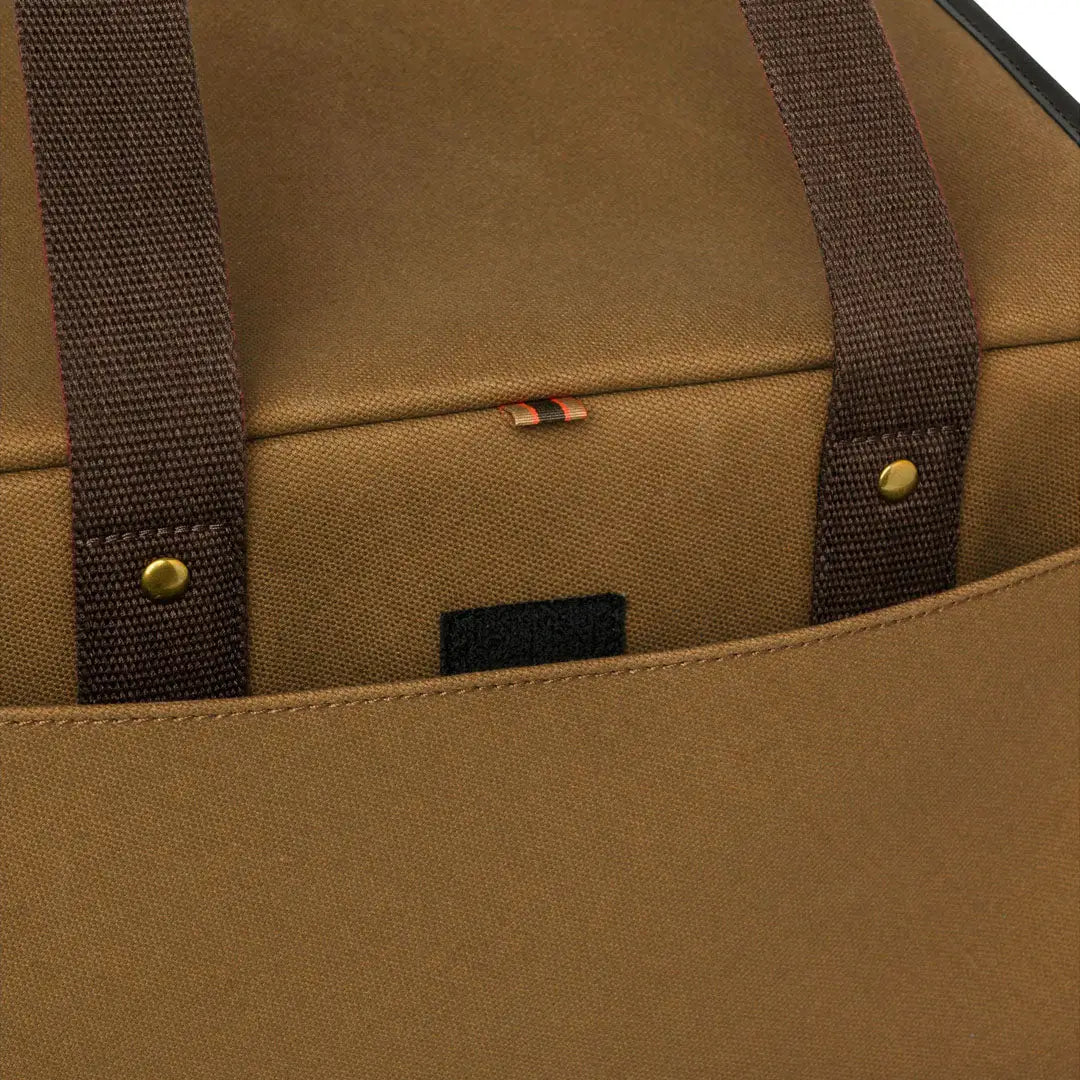 Tan Beretta Terrain EVO field bag with brown straps for hunting