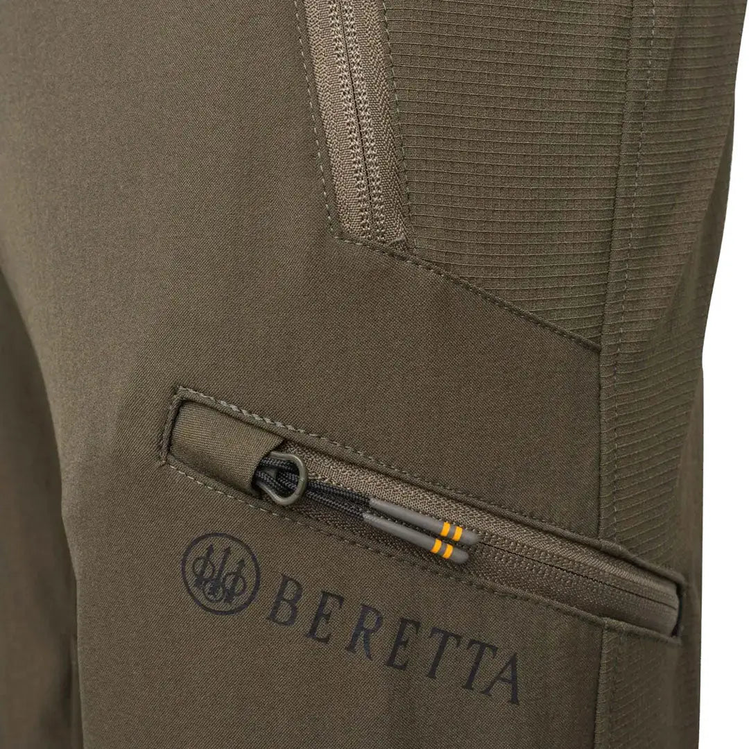 Olive green Beretta Vertikal Light Pants with zippered pockets for country hunting gear
