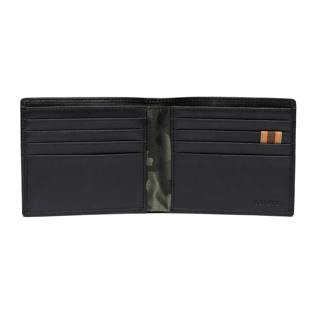 Beretta bifold classic wallet with camo interior, hunting country clothing