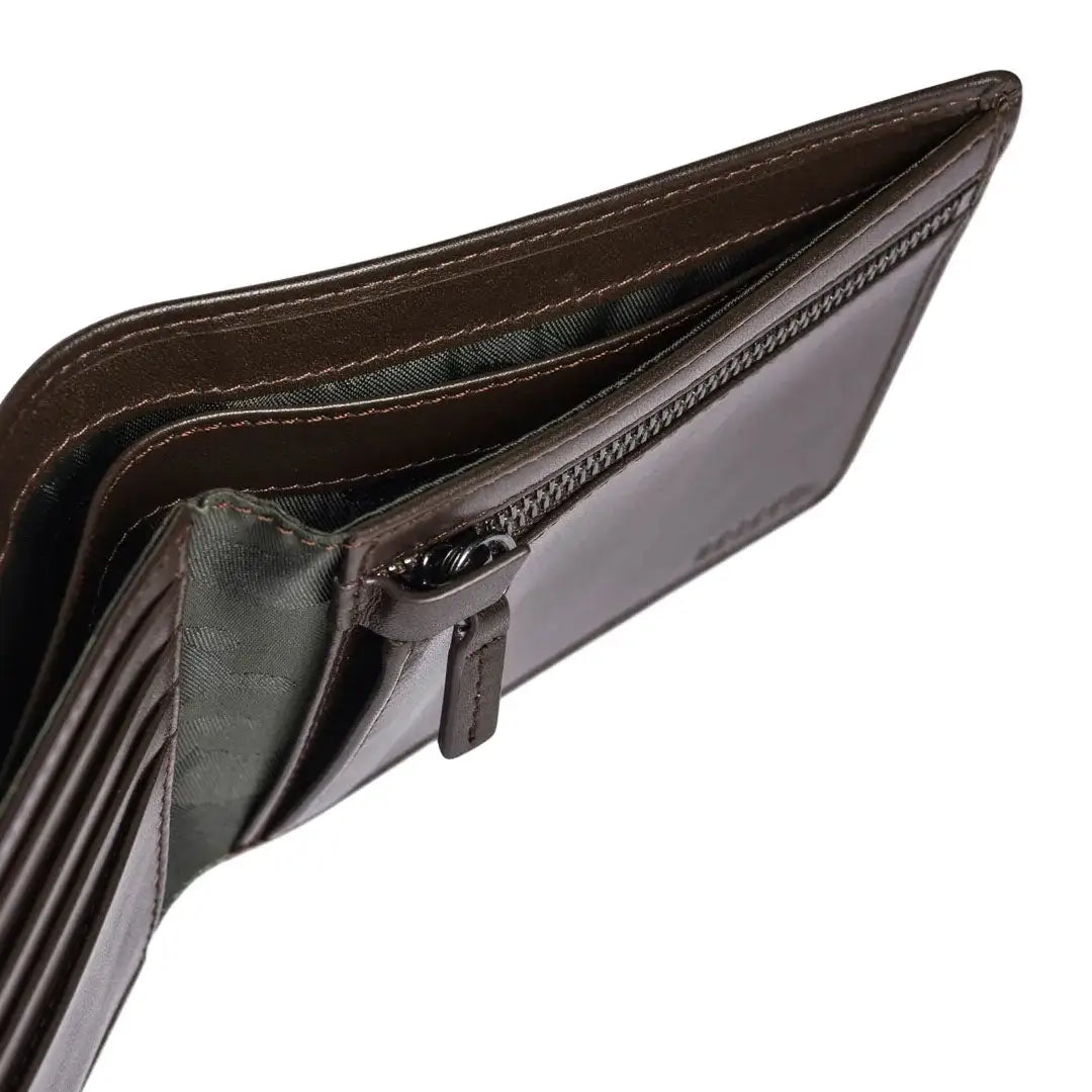 Open brown leather Beretta Wallet Bifold Zipped Coin Classic for everyday style