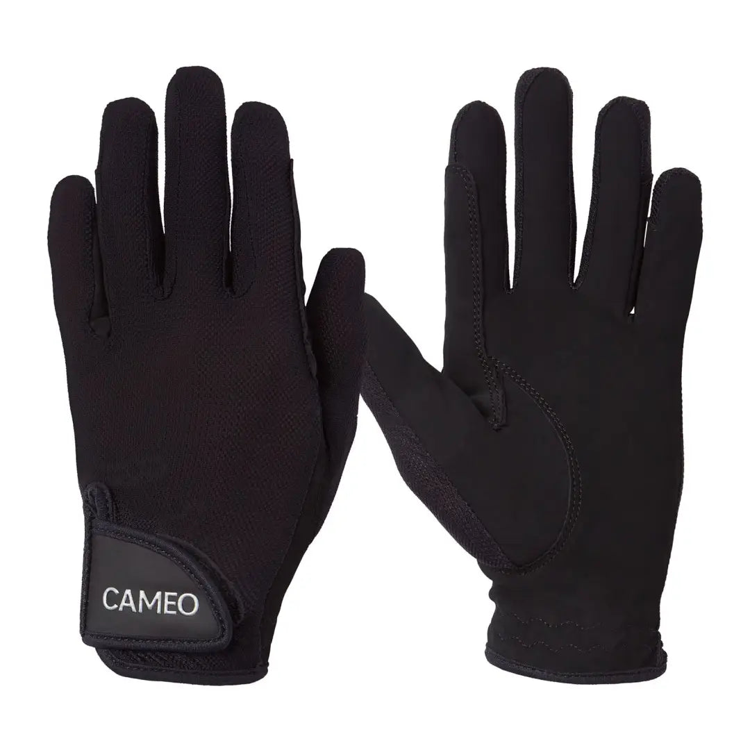 Black riding glove from Cameo Performance, perfect for country clothing and hunting
