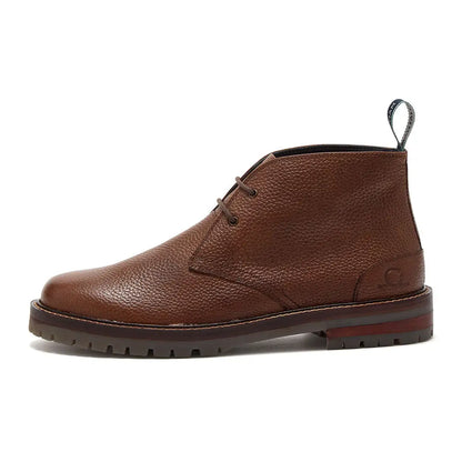 Men’s brown leather Chatham Ferndale Chukka Boots with lug sole for rugged style