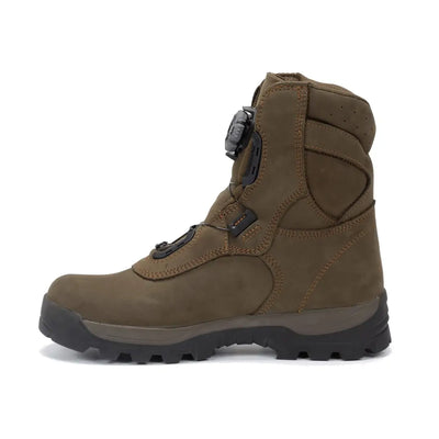 Rugged Chiruca Bulldog GORE-TEX hiking boots with high ankle and thick sole