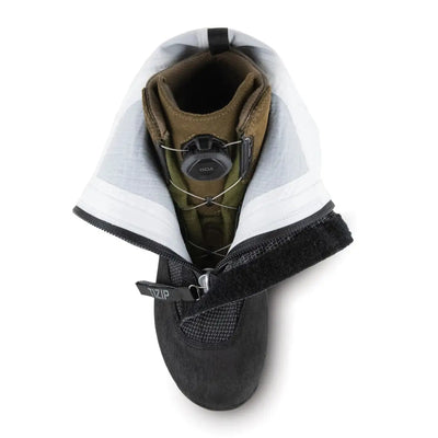 Military-style gas mask with white hood and black neck cover, perfect for outdoor adventures with Crispi Highland Pro Boots