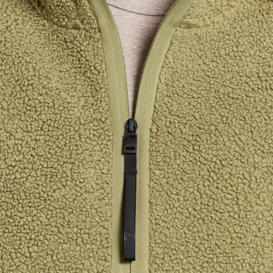 Green Didriksons Mella 3 Full Zip Fleece for winter snow and country hunting trips