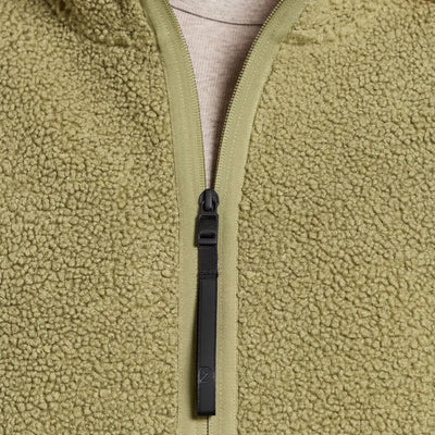 Green Didriksons Mella 3 Full Zip Fleece for winter snow and country hunting trips
