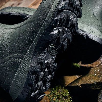 Waterproof dark green rubber boots Grubs Bearline 8.5 Wellington for country clothing and hunting