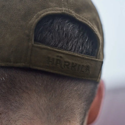 Olive green Härkila Berkshire Cap for country clothing and hunting adventures