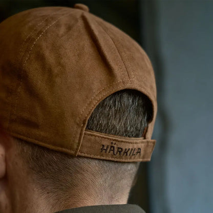 Brown Härkila Berkshire Cap perfect for country clothing and hunting adventures