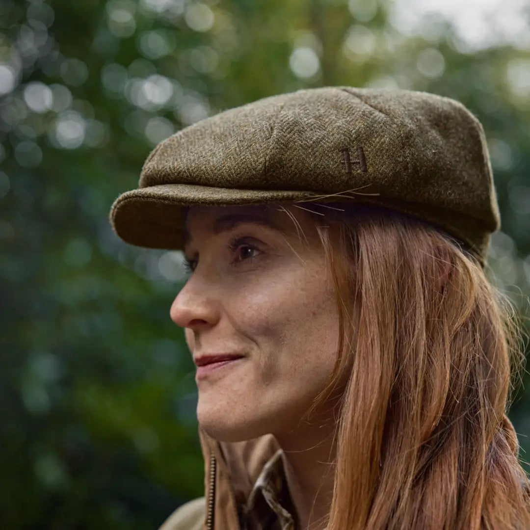 Tweed flat cap from Härkila Kenmore Cl. Baker Boy Cap, classic baker boy style