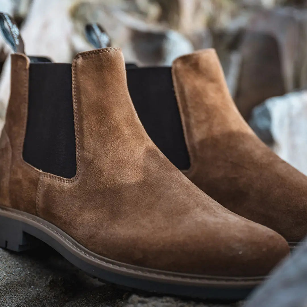 Suede dealer boots shop