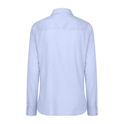 Light blue long-sleeved dress shirt for ladies, perfect for country clothing and outdoors