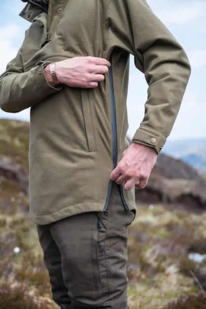 Olive green Hoggs of Fife Torness Trilaminate Waterproof Smock with hood and zipper