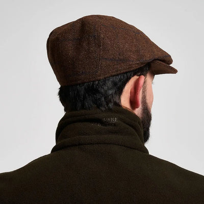 Jack Pyke newsboy cap in brown tweed with textured surface and classic peak