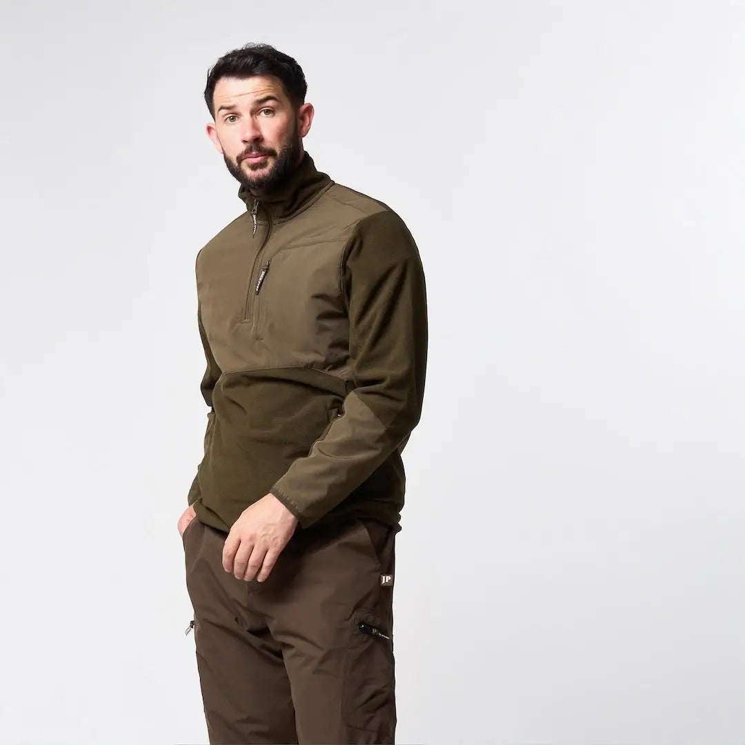 Jack Pyke Rannock fleece pullover in olive green with zip pockets