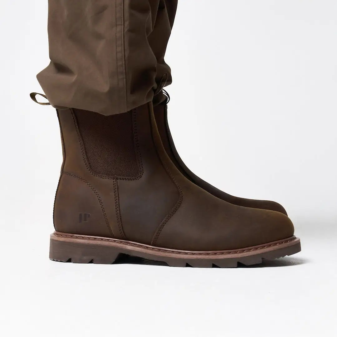 Jack Pyke Shires Dealer Boots: brown leather chelsea with rugged sole