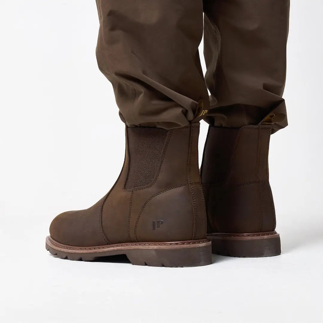 Jack Pyke Shires Dealer Boots: brown leather chelsea with rugged sole