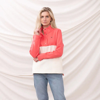 Lighthouse Ladies Haven II Jersey with woman in colorful pullover and jeans