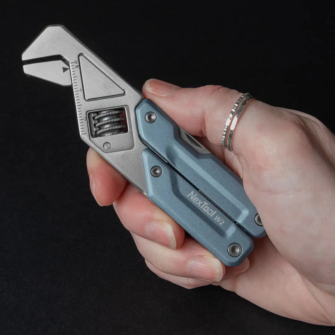 Nextool Light Wrench W2 with gray silver adjustable wrench