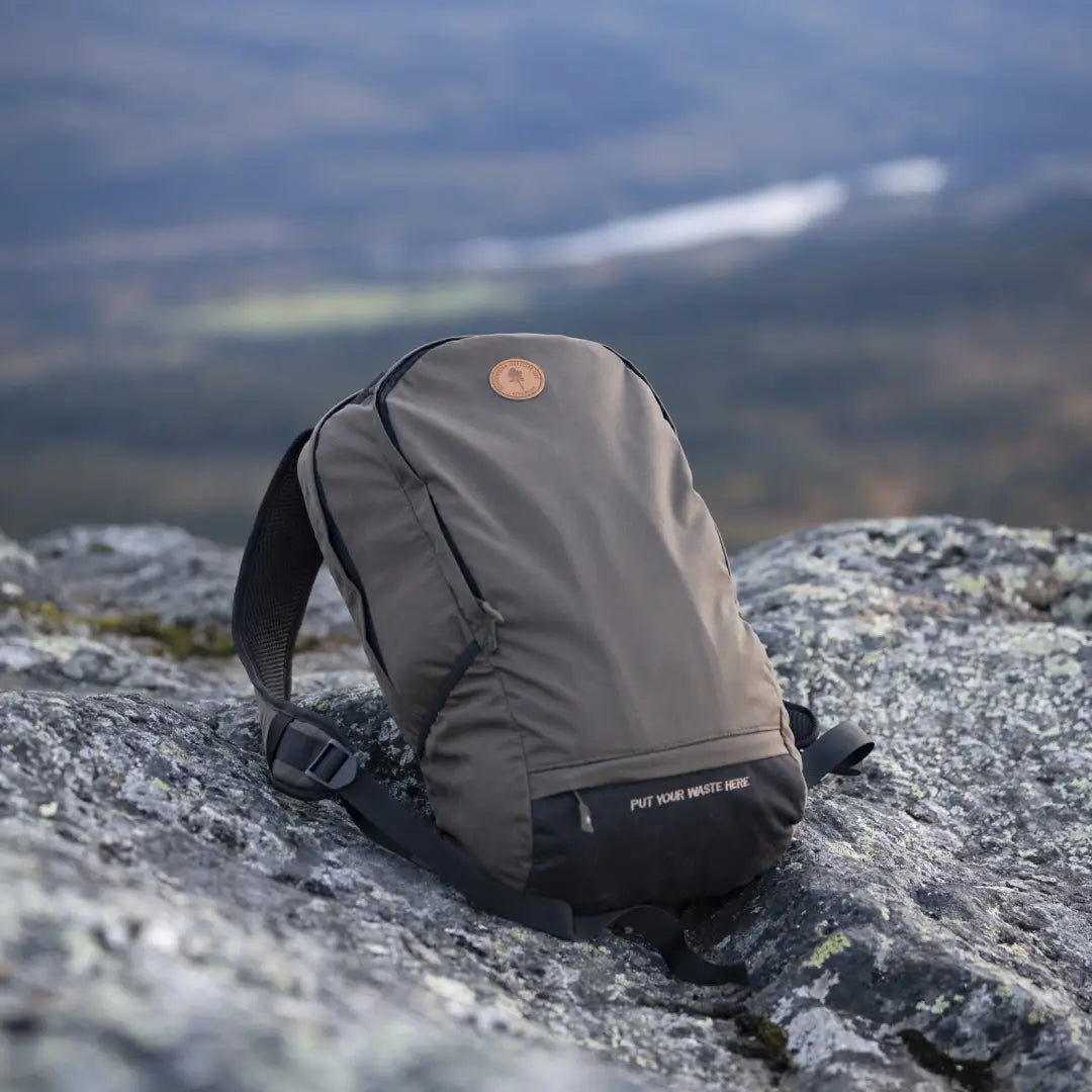 Pinewood Day Pack 22L At New Forest Clothing