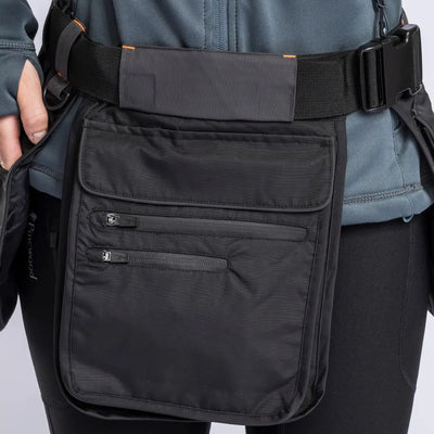 Black belt bag with pockets from Pinewood Dog Sports Utility for easy dog sports