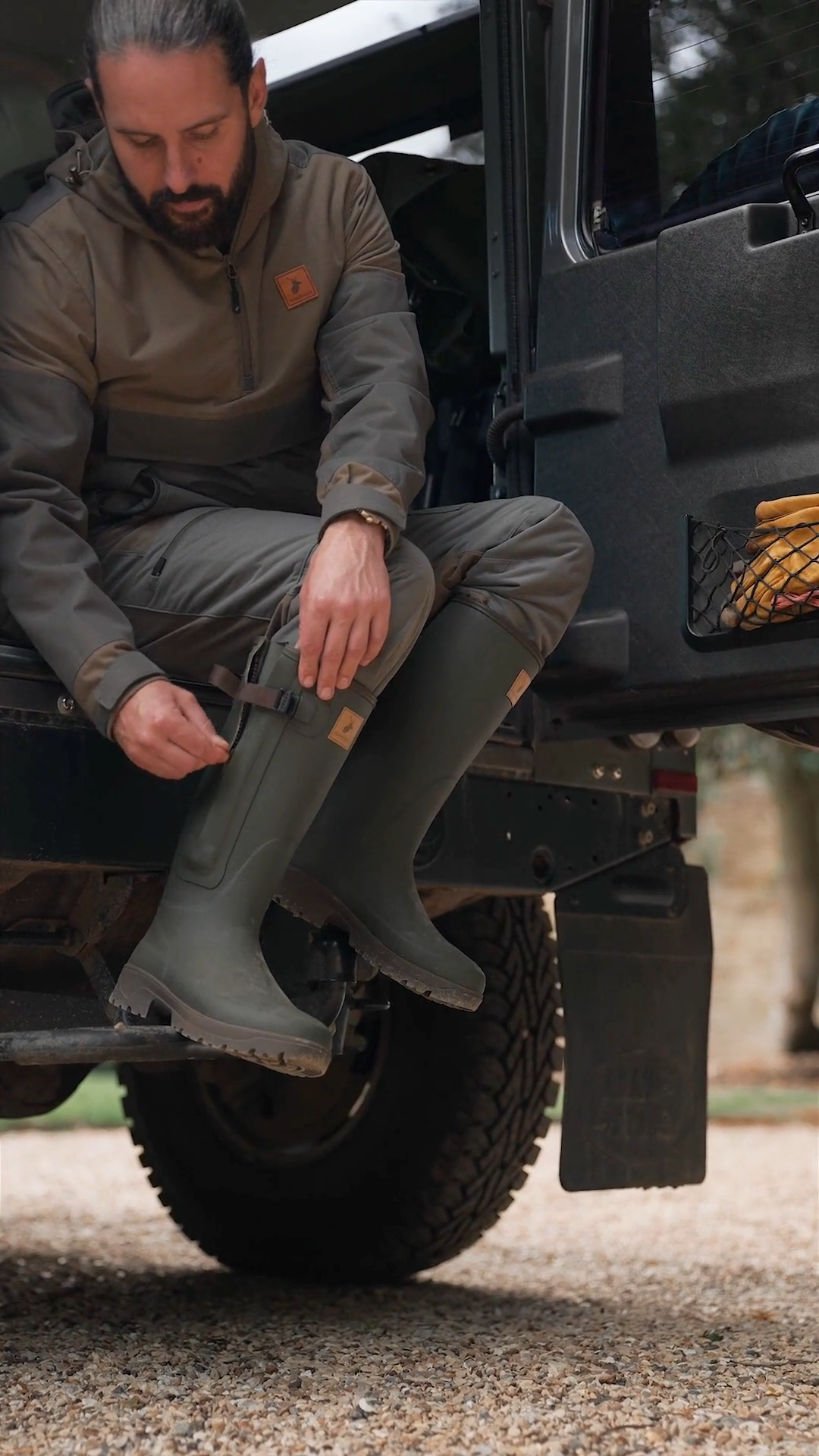 Load video: New Forest Avon Full Zip Wellington Boots