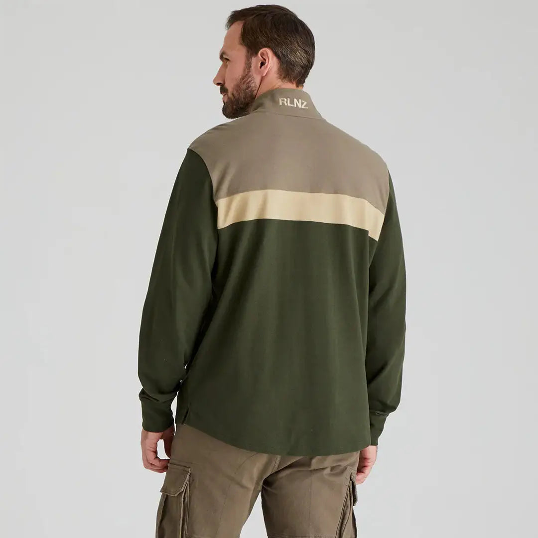 Man wearing Ridgeline Backslider Rugby Top in color-blocked shirt, ideal for ridgeline mens country clothing