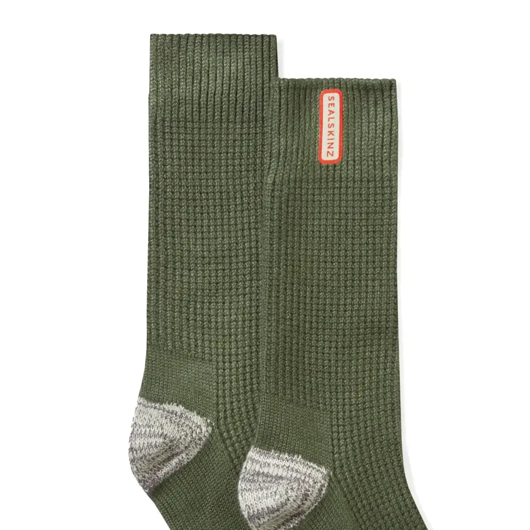 Olive green Sealskinz Bradenham lightweight waffle knit socks with grey heels and toes