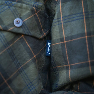 Seeland Glen Junior Flannel Shirt showing a cool plaid button-up shirt for juniors