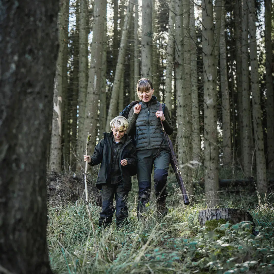 Woman and child in hunting attire wearing Seeland Therma Womens Waistcoat for country clothing