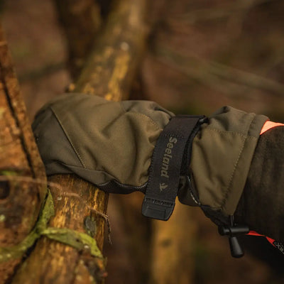 Olive green Seeland Trigger Fold-Back Gloves for hunting and outdoor country clothing