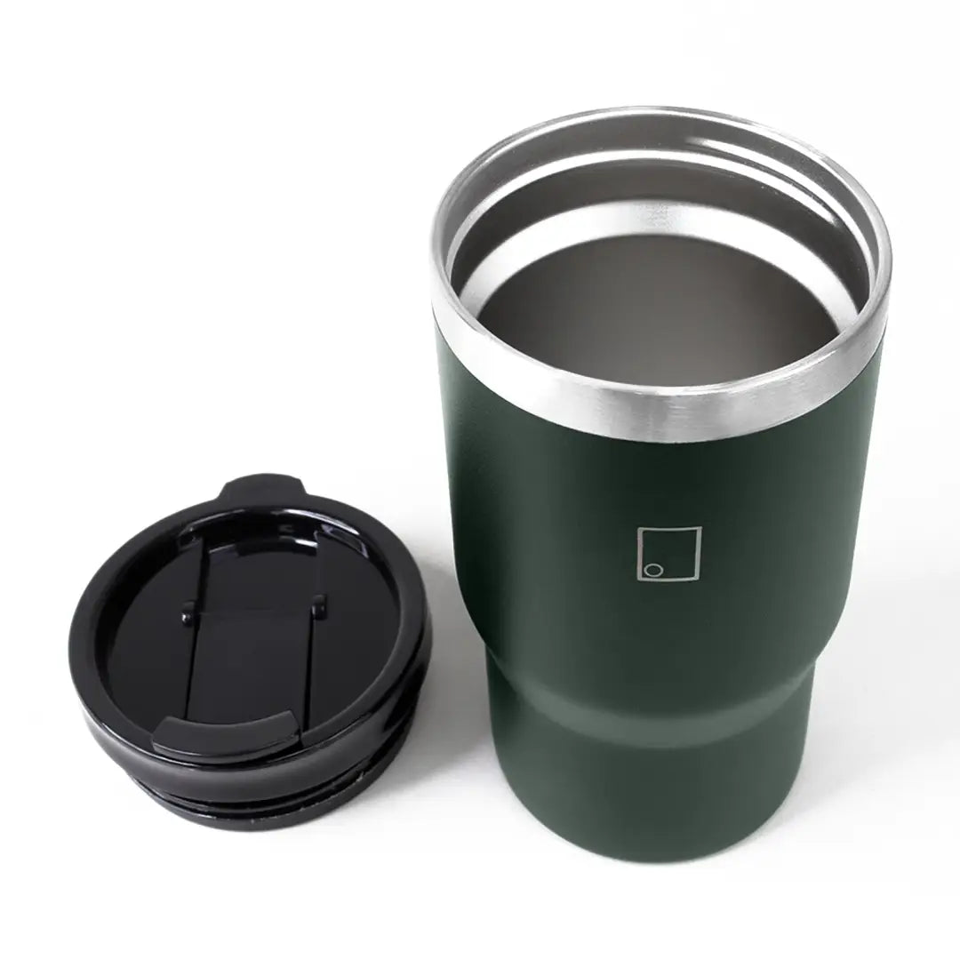 Sophos 14oz vacuum mug in dark green with silver rim and black lid