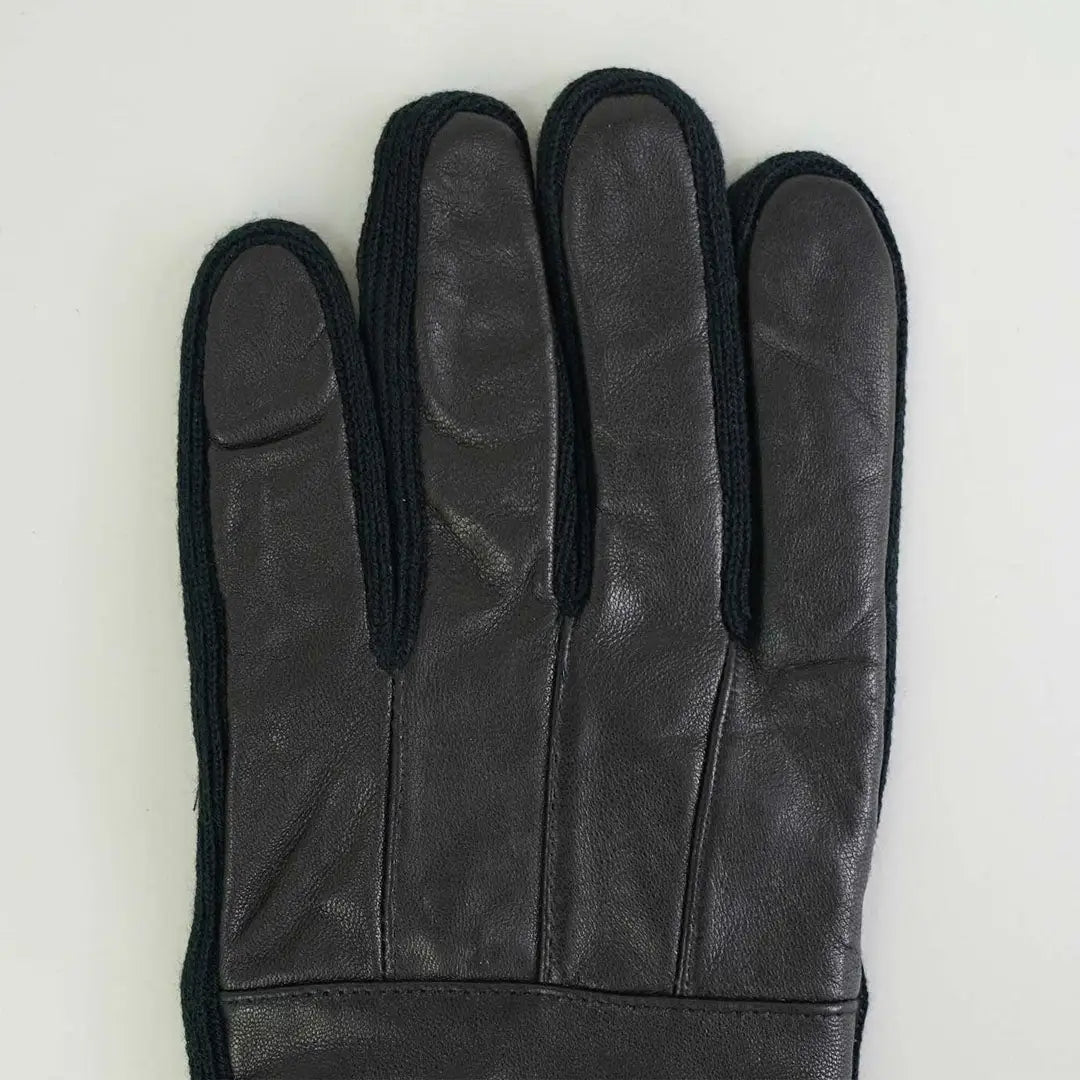 Sophos District Glove: black leather with finger panels and elastic wristband