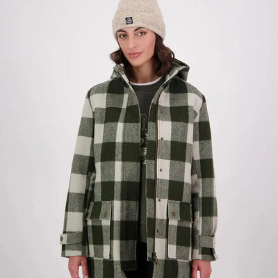 Woman in cream beanie and green plaid Swanndri Annmore merino wool overcoat
