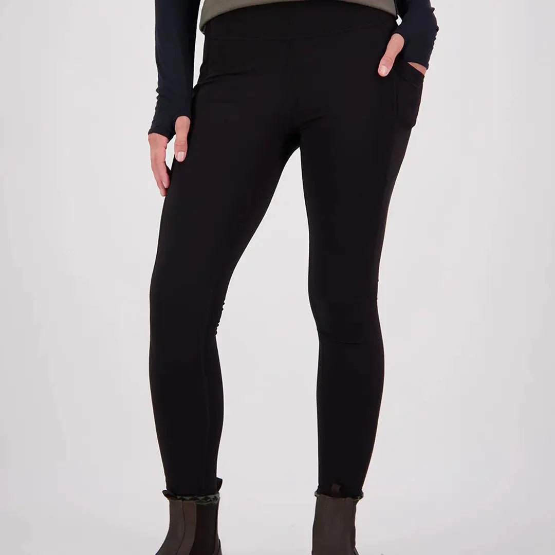 Swanndri High Rock womens leggings with side pockets and thumbhole cuffs