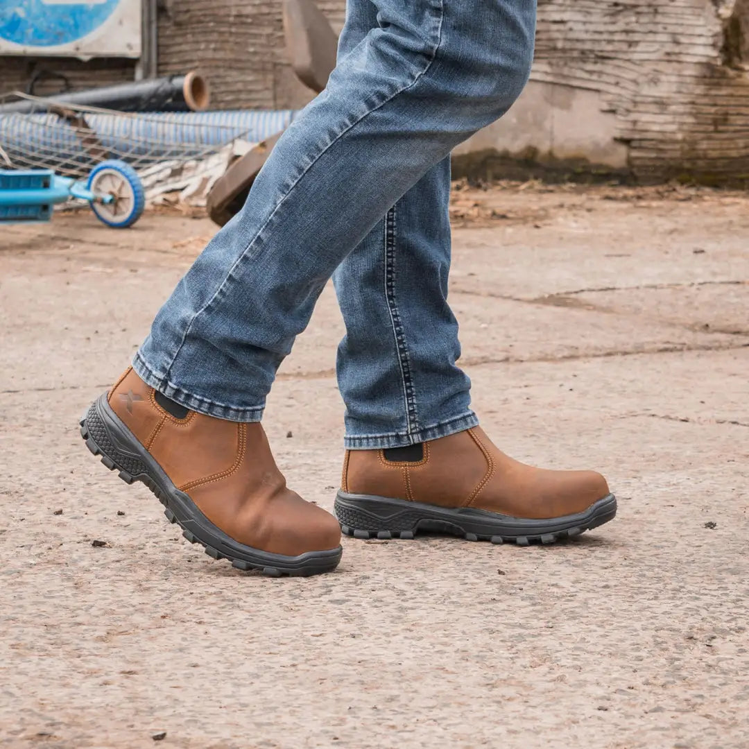 Xpert Heritage Rancher non-safety boot with brown leather and rugged sole for style and durability